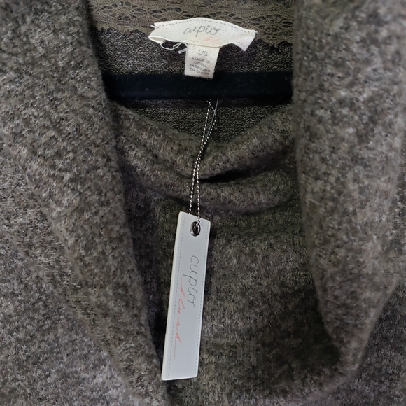 Cupio oversized cowl neck sweater - Picture 2 of 5